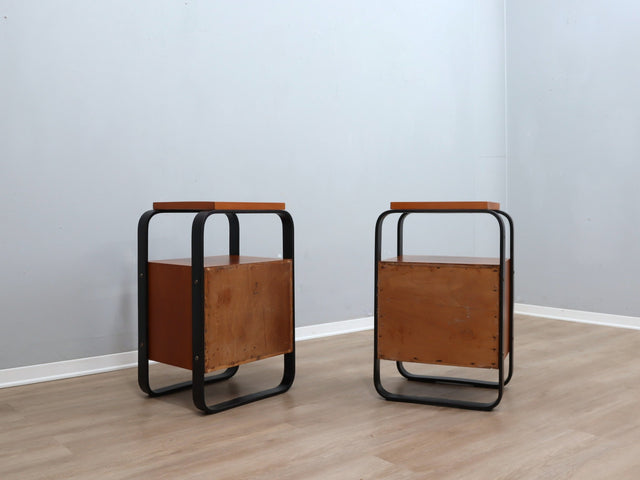 Giuseppe Pagano 1940s nightstands bentwood Italian design Nachttische Comodini vintage mesitas legno curvato de noche y chevet chic & minimalist.