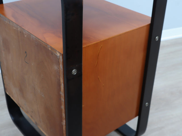 Giuseppe Pagano 1940s nightstands bentwood Italian design Nachttische Comodini vintage mesitas legno curvato de noche y chevet chic & minimalist.