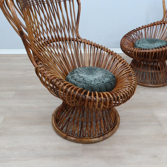 1950s Franco Albini Margherita rattan armchairs by Bonacina. Paire fauteuils Margherita en rotin 50s. Franco Albini Margherita Rattan Sessel.