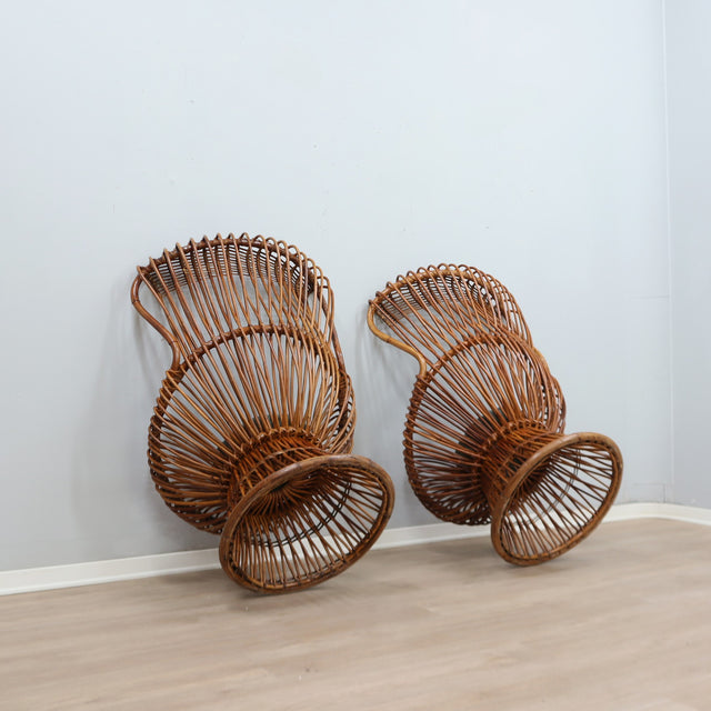1950s Franco Albini Margherita rattan armchairs by Bonacina. Paire fauteuils Margherita en rotin 50s. Franco Albini Margherita Rattan Sessel.
