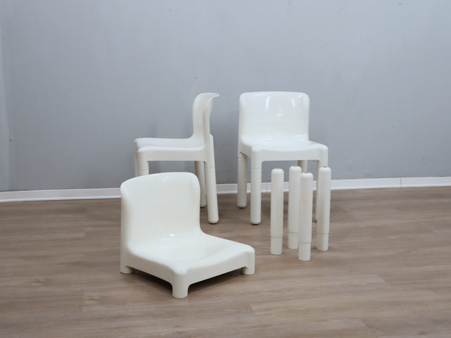 Set of 3 original white Kartell 4875 chairs by Carlo Bartoli, 1970s Italian design Kartell 4875 chaises blanches weiße Kartell Stühle.