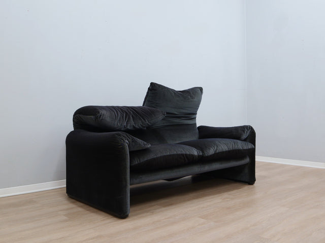 Maralunga 2-seater sofa by Vico Magistretti Cassina canapè vintage 80s, blue/green striped velvet zabytkowa sofa