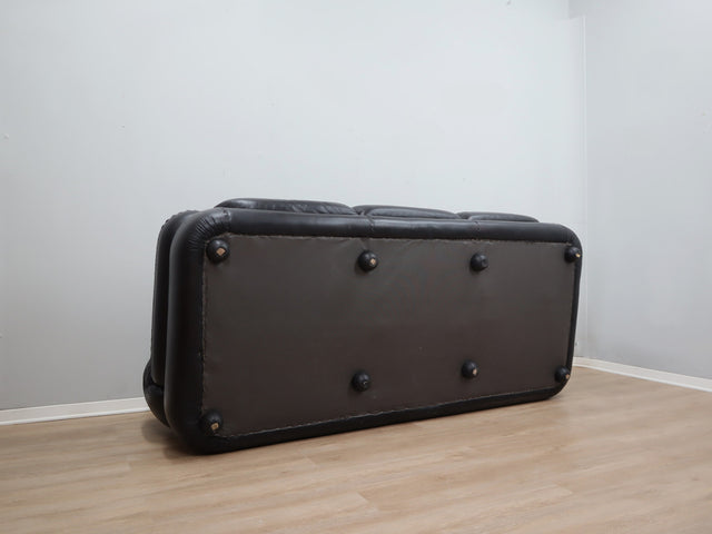 3 seater 1970s black leather sapporo sofa by Mobil Girgi sofa couch architectural Cuero original Cuir canape vintage.