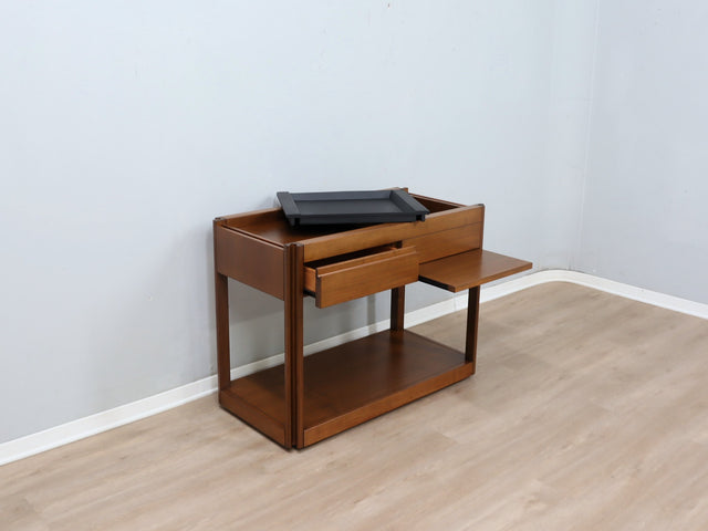 Angelo Mangiarotti 4D Bar Cart Molteni - Carrello Mangiarotti legno - Mangiarotti Servierwagen - Chariot Mangiarotti: Solid wood Italian 1970s design.