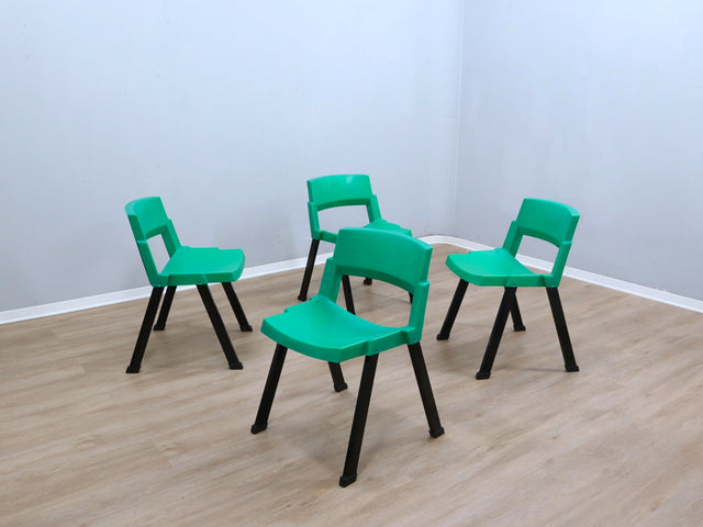 Italian ABS chairs 1980s LAMM Jahre Stapelstühle lot de 4 chaises empilables