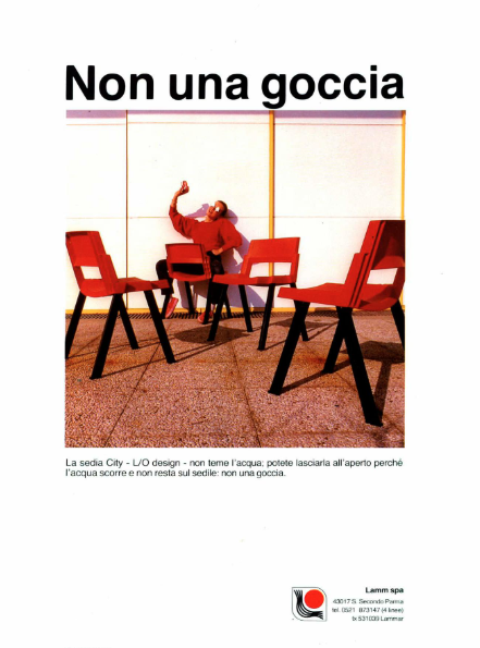 Italian ABS chairs 1980s LAMM Jahre Stapelstühle lot de 4 chaises empilables