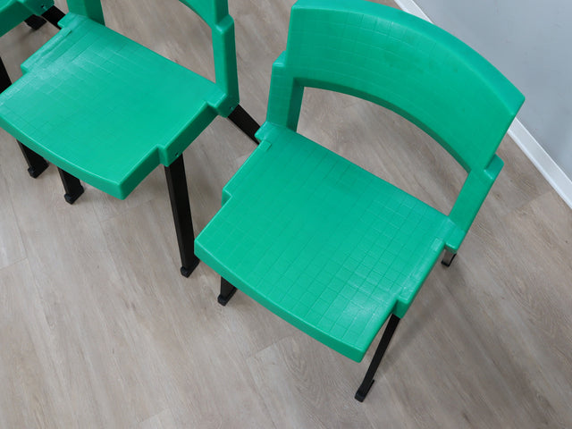Italian ABS chairs 1980s LAMM Jahre Stapelstühle lot de 4 chaises empilables