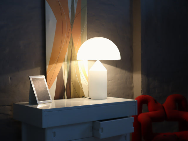 Large Atollo table lamp in white glass design Vico Magistretti, 1980s Oluce