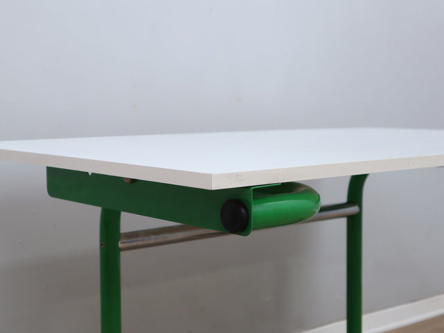 1960s Italian design with this minimalist vintage desk by Bieffeplast, attributed to Joe Colombo