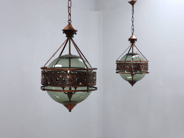 1970s Brutalist pendant lamp in copper and blown green glass
