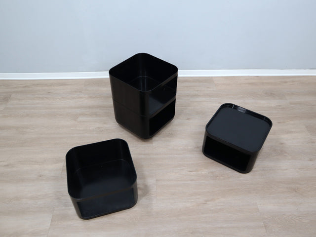 Componibili 4970 Kartell black modular trolley – carrello modulare noir design – modulares Möbelstück schwarz, Italian design.