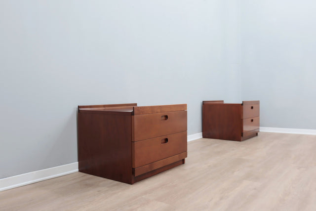 Tito Agnoli vintage walnut nightstands mod. Fiorenza, Molteni 1970s