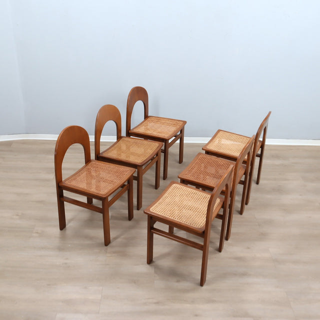 Set of 6 1970s Italian dining chairs by Adalberto Caraceni for Tagliabue in walnut plywood and Vienna straw.