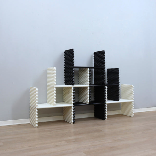 1999 Ron Arad for Kartell H&H modular plastic shelving. Étagère modulable H&H Kartell Ron Arad. Ron Arad Kartell H&H Regalsystem 8050.