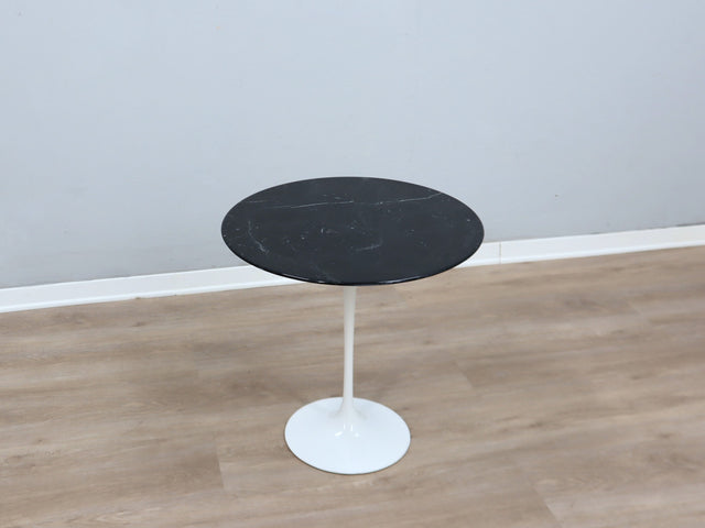 Knoll Saarinen tulip coffee table 1980s black Marquina marble