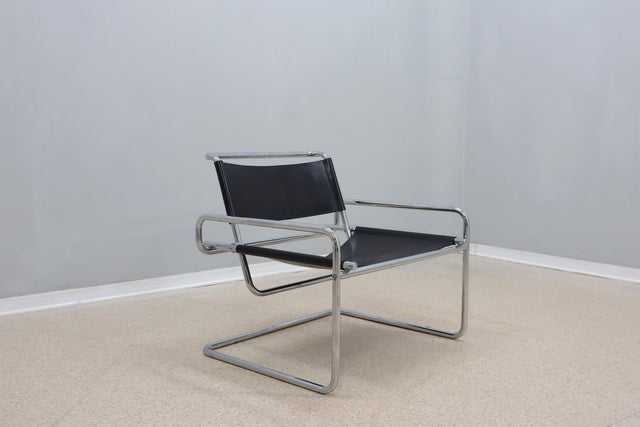 Luigi Saccardo leather armchair ARRMET 1970s