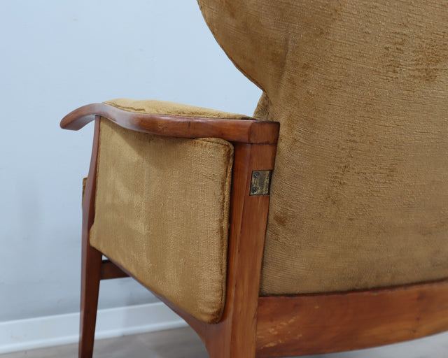 Camea 50s reclining armchairs mustard velvet. Poltrone vintage legno massello. Fauteuils rétro moutarde. 50er Samt Sessel. Sillones mid-century retro