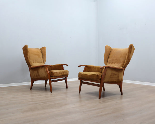 Camea 50s reclining armchairs mustard velvet. Poltrone vintage legno massello. Fauteuils rétro moutarde. 50er Samt Sessel. Sillones mid-century retro