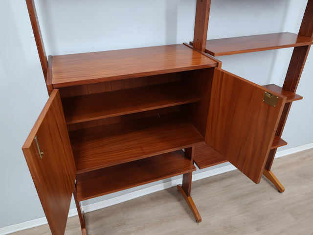 1950s teak modular wall unit: self-supporting bookcase & bar cabinet, bibliothèque en teck, Teak Regalsystem, librería modular, mobile bar vintage.