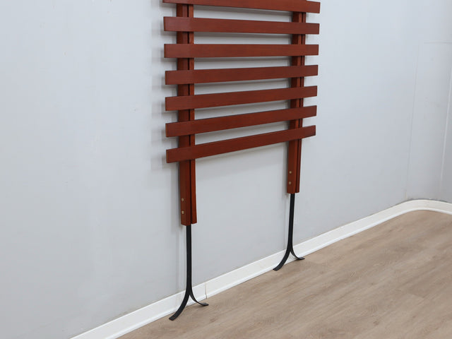 Appendiabiti F.lli Proserpio teak 1950s Italian coat rack design, portemanteau vintage, Teakholz Garderobe. Solid wood & hand-forged iron detail.