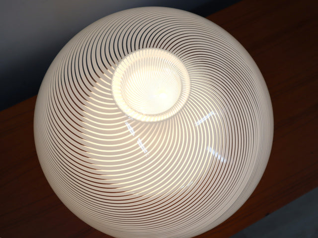 VeArt murano mushroom lamp: vetro incamiciato, 70s design. Lampe champignon vintage, handgefertigtes Glas. Lámpara de diseño italiano, ready to use.