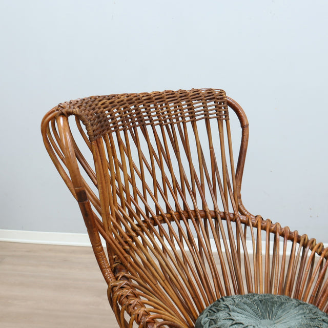 1950s Franco Albini Margherita rattan armchairs by Bonacina. Paire fauteuils Margherita en rotin 50s. Franco Albini Margherita Rattan Sessel.