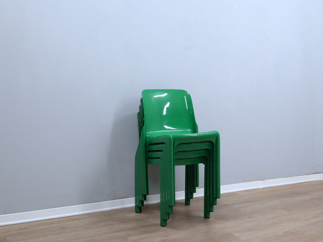 Sedie plastica Selene 70er Jahre Design Vico Magistretti chairs vintage Artemide Chaise Selene conjunto 4 sillas