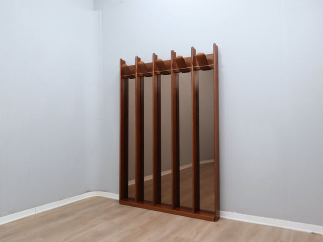 Italian 1970s La Moderna wood entryway coat rack with amber mirrors Gronda style, appendiabiti vintage, Garderobe mit Spiegel, vestiaire, perchero