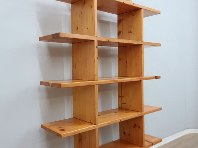 Libreria anni 70 (Modulares Bücherregal 70er) in larice naturale Meuble en mélèze naturel, Vintage room divider bookcase e Estantería modular trasformabile.