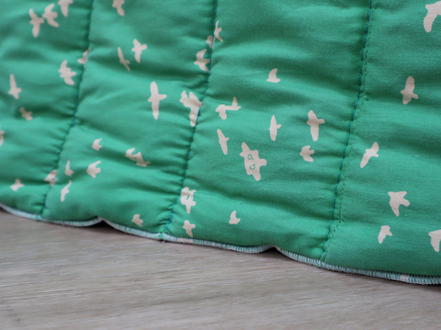 Postmodern armchair, Naj Oleari, 80s vintage italienisches Design, gesteppter Stoff CINI BOERI Fauteuil tissu matelassé