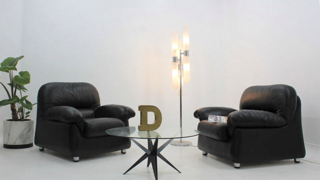 Sormani black leather vintage armchairs 1970s