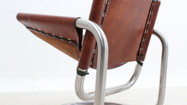 Italian design cow leather cantilever lounge chairs 1970s