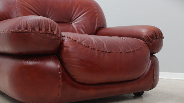 Sapporo leather armchairs MOBIL GIRGI 1970s