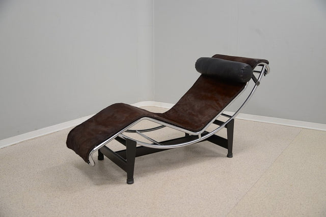 LC4 pony chaise lounge original Cassina 1960s