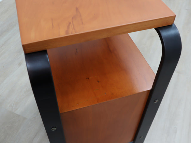 Giuseppe Pagano 1940s nightstands bentwood Italian design Nachttische Comodini vintage mesitas legno curvato de noche y chevet chic & minimalist.