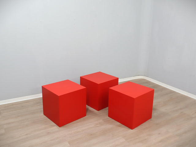 Vintage Hocker 60er Vintage bar stools tabourets vintage 1960 in vintage fiberglass stools e tables cubiques rouges.