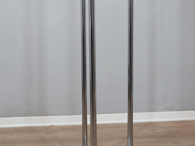 Vintage 1970s Lamperti floor lamp, Italian Space Age design. Chrome metal standing lamp featuring three tubular columns 