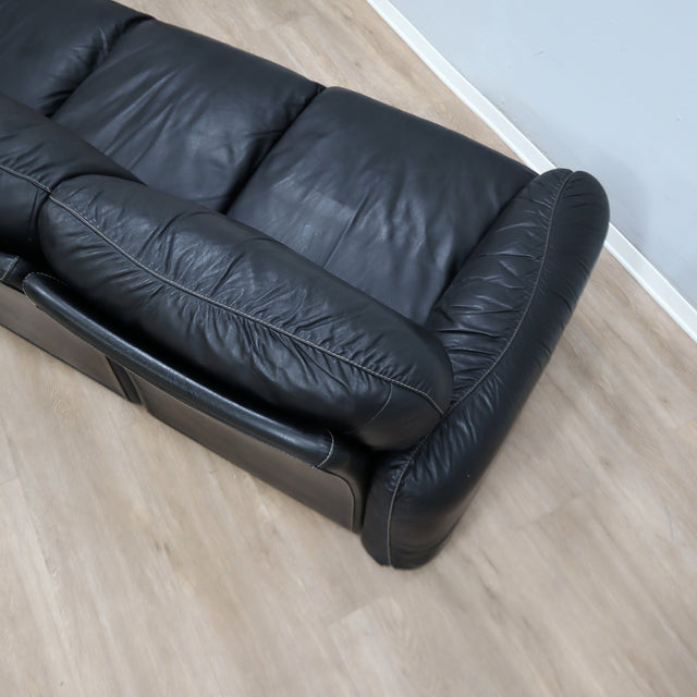 1970s Piumotto 3-seater sofa by Arrigo Arrigoni for Busnelli. Divano vintage pelle nera. Canapé italien en cuir noir. 1970er Leder Couch.
