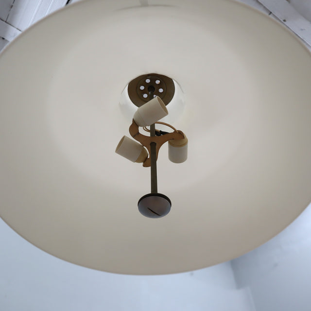 1970s Sergio Asti for Kartell Model 4003 opaline white acrylic pendant light
Suspension vintage en acrylique blanc opalin années 70.