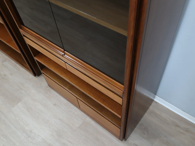 1960s 4D cabinets by Angelo Mangiarotti for Molteni, finished back with wheels. Mangiarotti 4D, meuble Molteni, mobile 4D vintage, Schrank Mangiarotti. (149 characters)