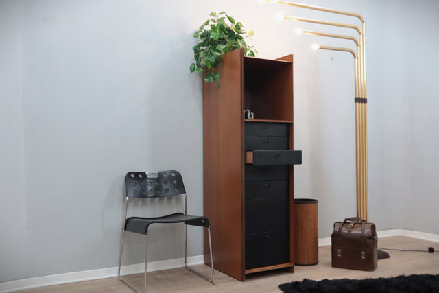 Afra & Tobia Scarpa walnut drawers cabinet MAXALTO 1970s.