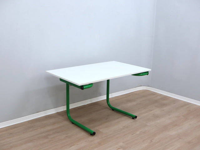 1960s Italian design with this minimalist vintage desk by Bieffeplast, attributed to Joe Colombo