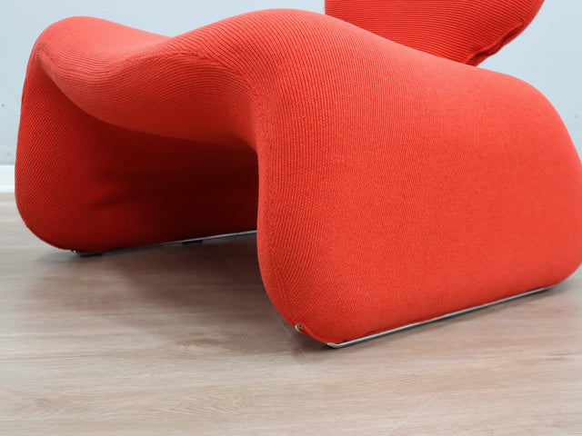 Rare red Djinn chair by Olivier Mourgue for Airborne; poltrona Space Age originale; fauteuil vintage rouge; seltener Djinn Sessel; sillón de diseño.