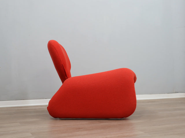 Rare red Djinn chair by Olivier Mourgue for Airborne; poltrona Space Age originale; fauteuil vintage rouge; seltener Djinn Sessel; sillón de diseño.