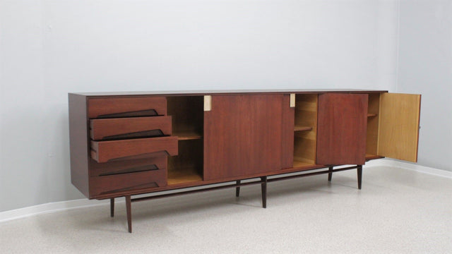 Vinate teak sideboard Palutari Dassi 1950s