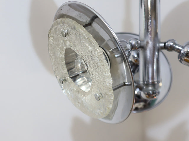 Éclairage vintage italien come lustre Esperia années 70 . Murano Glas Kronleuchter con dettaglio lámpara de techo cromada e lámpara de Murano vintage