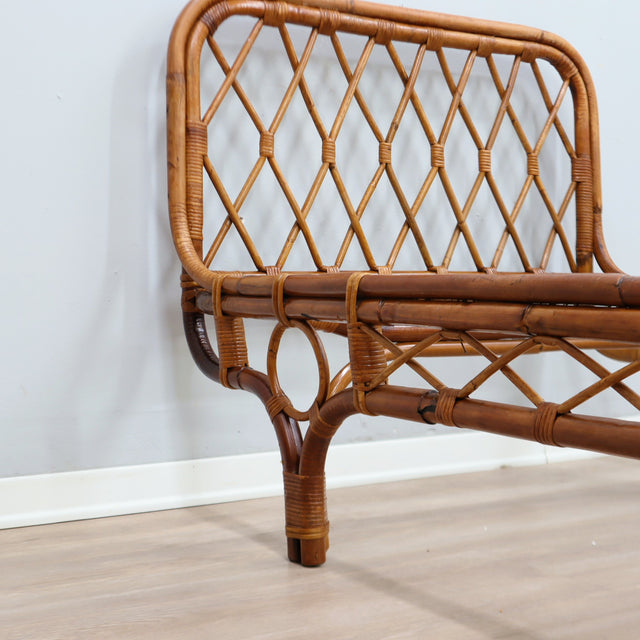 1960s Franca Helg for Bonacina rattan malacca daybeds. Paire lits jour en rotin Franca Helg 60s. Franca Helg Bonacina Rattan Daybeds.