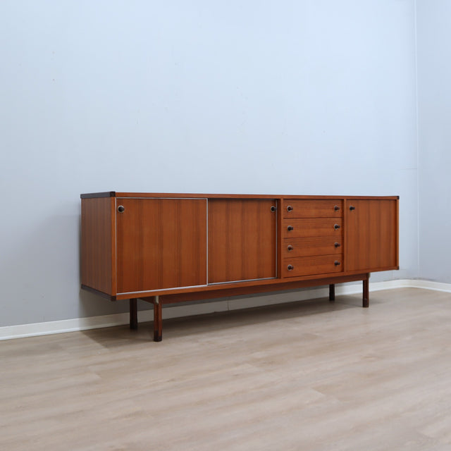 1960s George Coslin for 3V teak & rosewood sideboard. Enfilade en teck George Coslin 60s. George Coslin 3V Teak Palisander Sideboard 1960er.