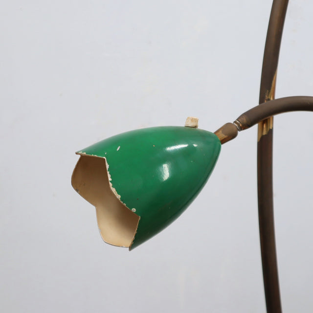Lampadaire italien des années 1950 Biancardi e Jordan en laiton, marbre vert et réflecteurs fleurs en aluminium coloré