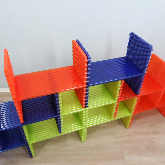 1999 Ron Arad for Kartell H&H modular plastic shelving. Étagère modulable H&H Kartell Ron Arad. Ron Arad Kartell H&H Regalsystem 8050.